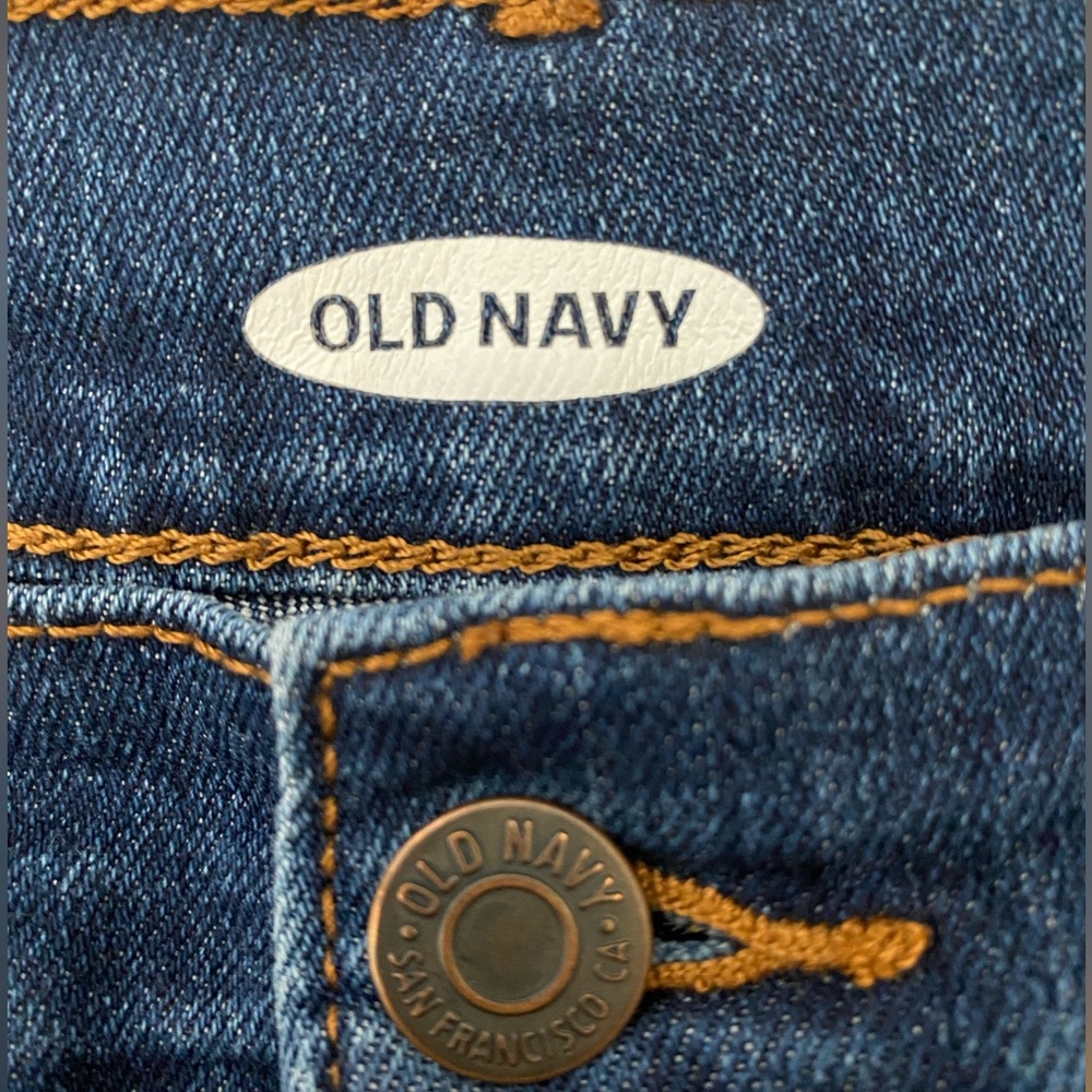 Old Navy Dark Blue Denim Bermuda Shorts with Rolled Cuffs, Size 2 - Picture 3 of 5